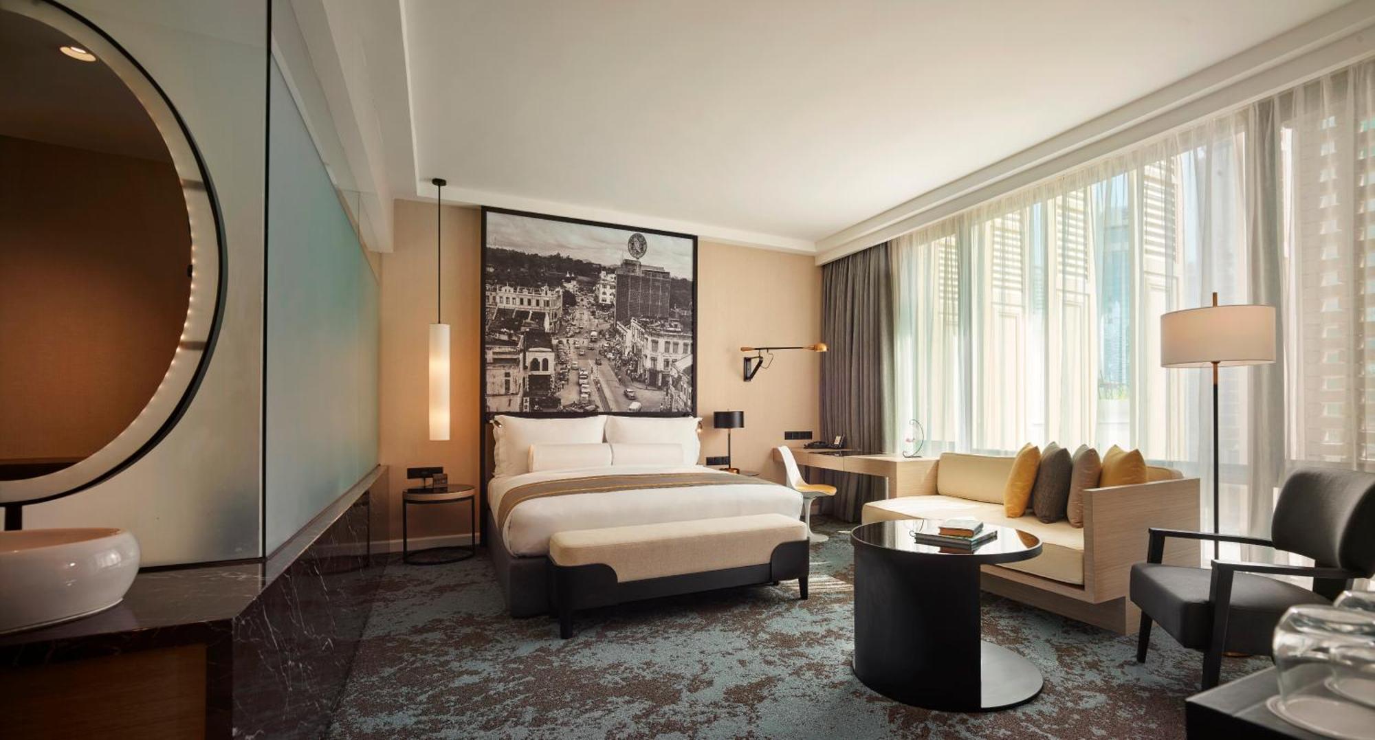 Hotel Stripes Kuala Lumpur, Autograph Collection Exterior foto Deluxe Room