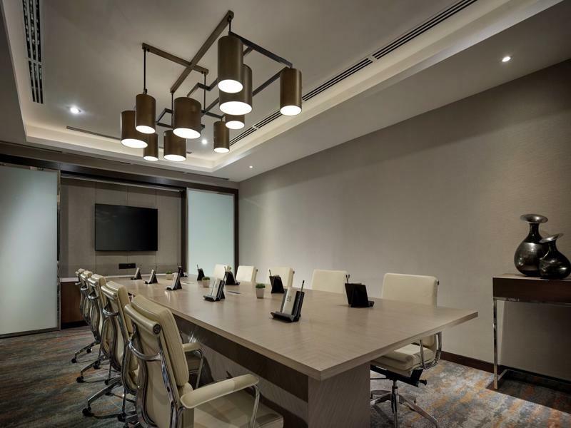 Hotel Stripes Kuala Lumpur, Autograph Collection Exterior foto Boardroom at the Westin Mumbai International Airport