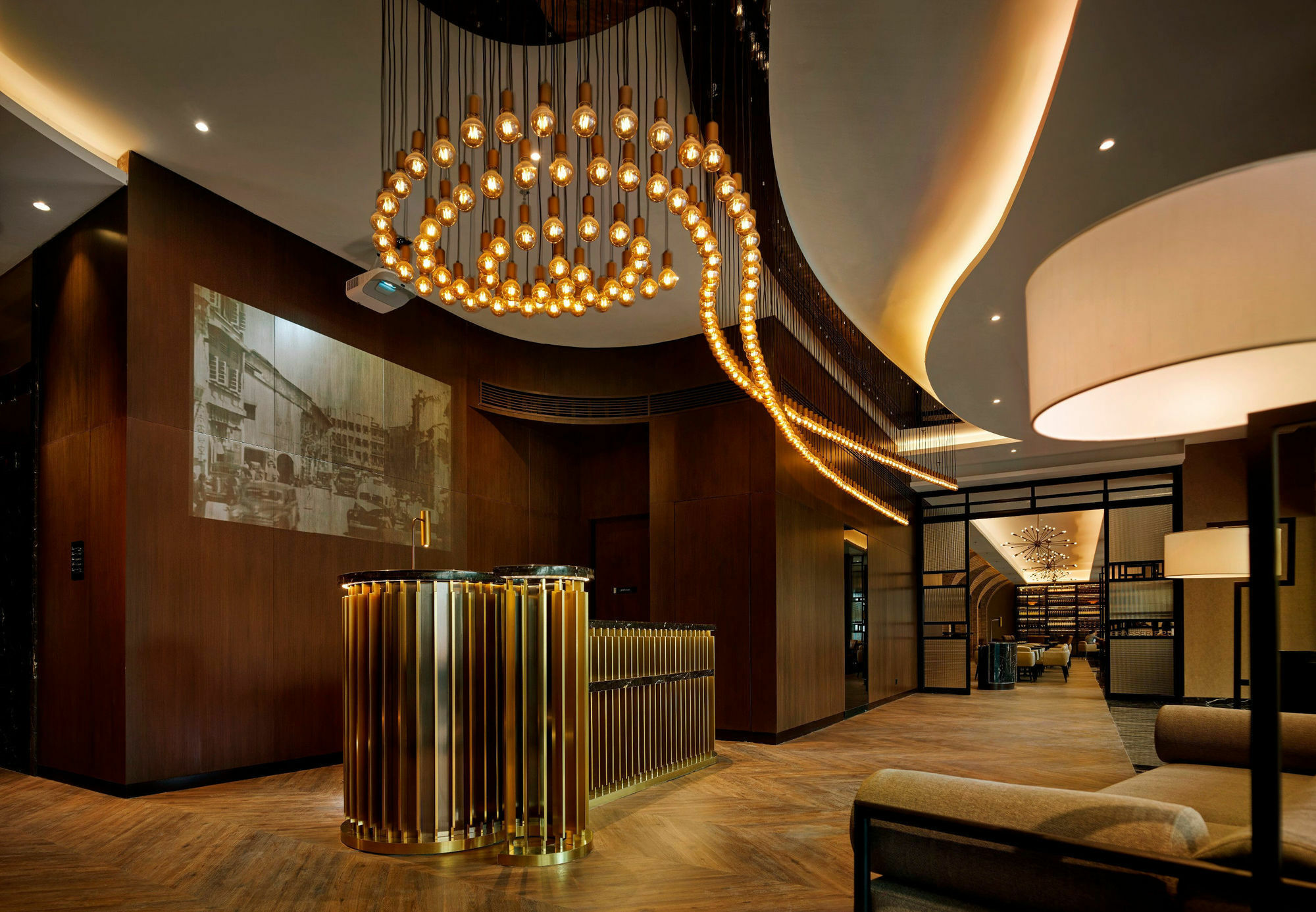 Hotel Stripes Kuala Lumpur, Autograph Collection Exterior foto The lobby of the hotel